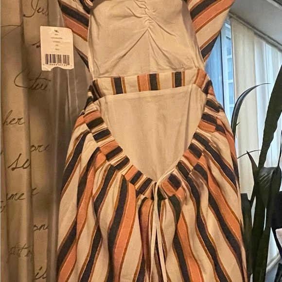 Brand New Greylin Dress - Picture 2 of 5